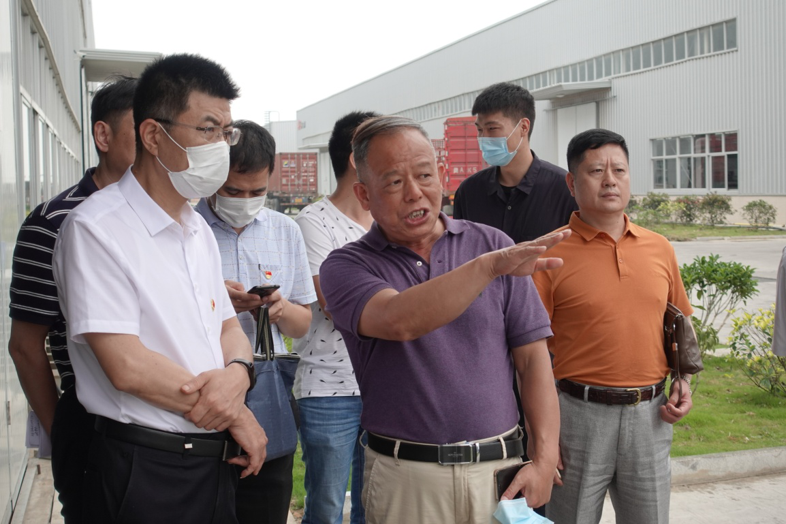福建省工信厅副厅长陈传芳一行向导 莅临Z6人生就是博新质料科技工业园旅行调研